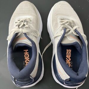 Women’s Hoka Bondi 7